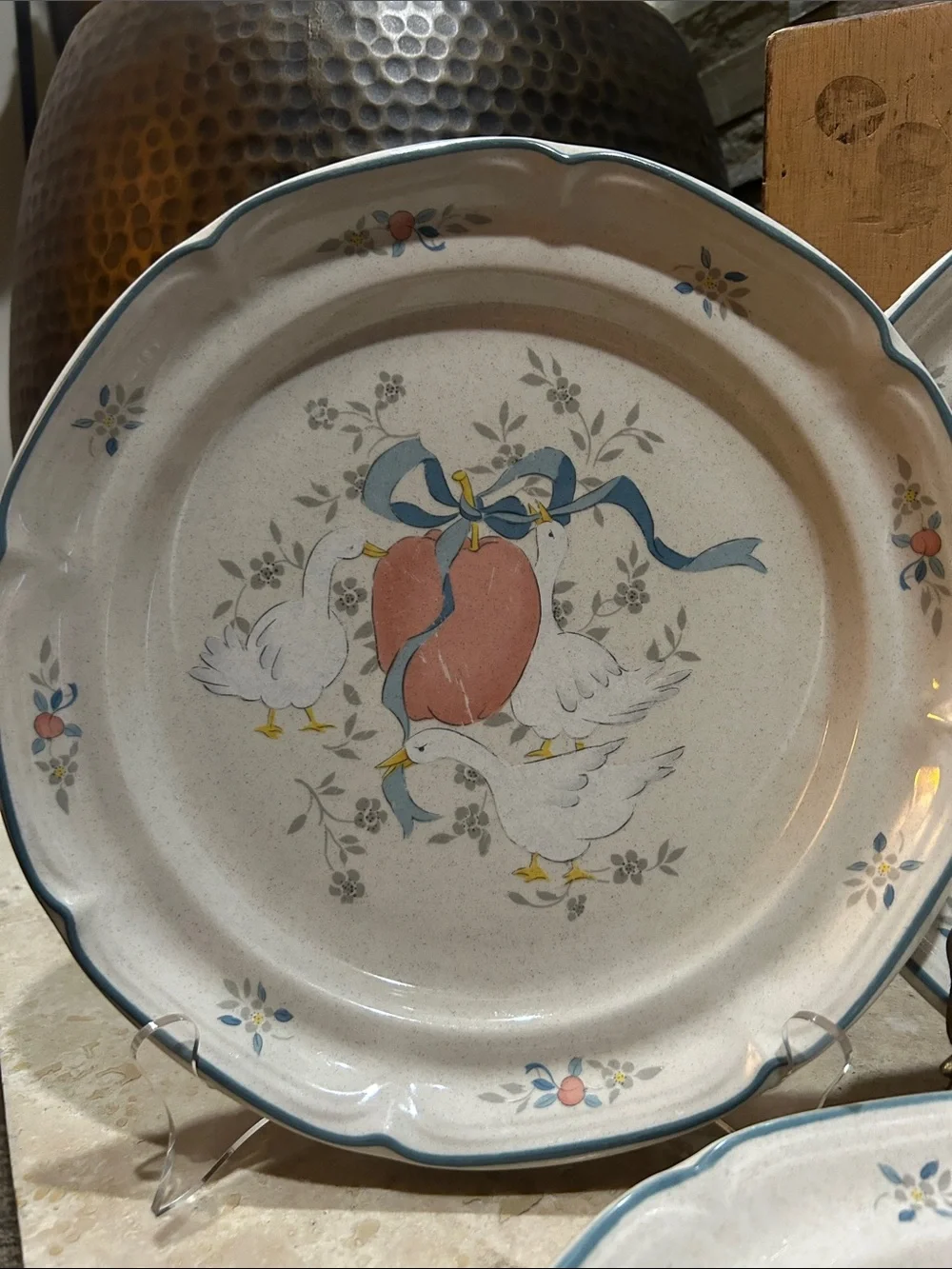 (4) INTERNATIONAL CHINA “Marmalade” Fruit Floral Duck Stoneware Dinner Plates